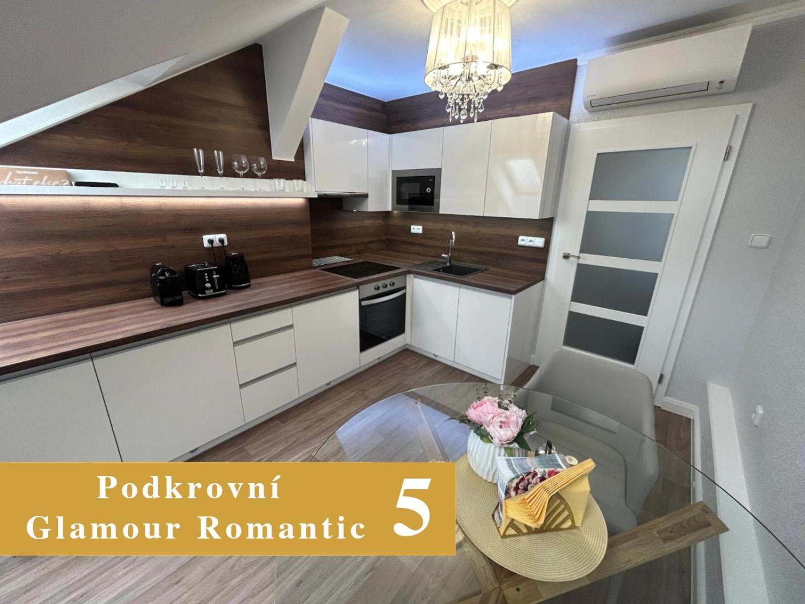Efipa Glamour Apartments Plzeň Eksteriør billede