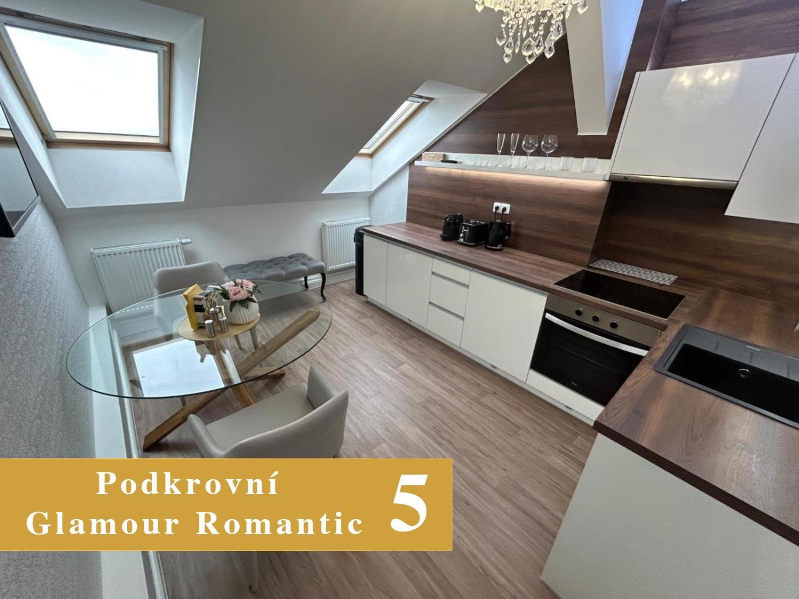 Efipa Glamour Apartments Plzeň Eksteriør billede