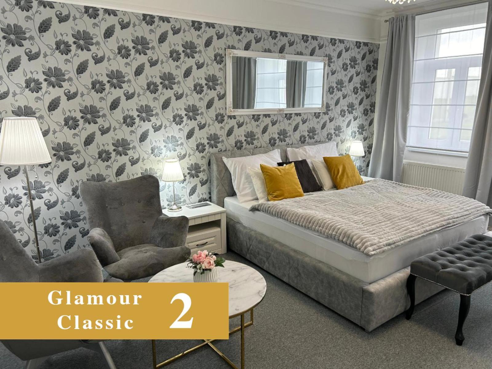 Efipa Glamour Apartments Plzeň Eksteriør billede