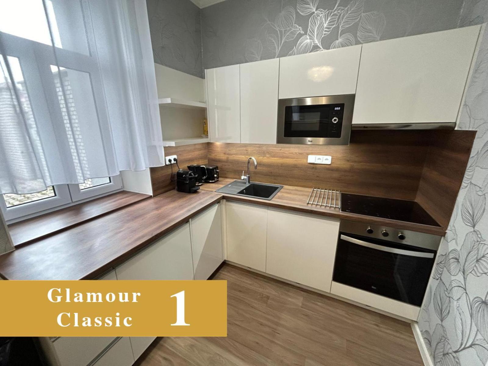 Efipa Glamour Apartments Plzeň Eksteriør billede